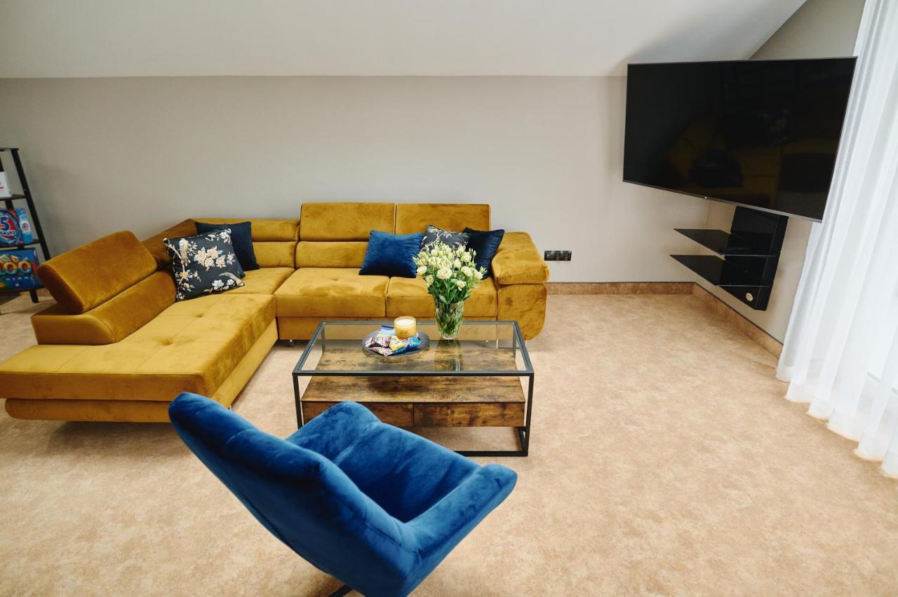 M&M Apartamenty Ясенка Экстерьер фото
